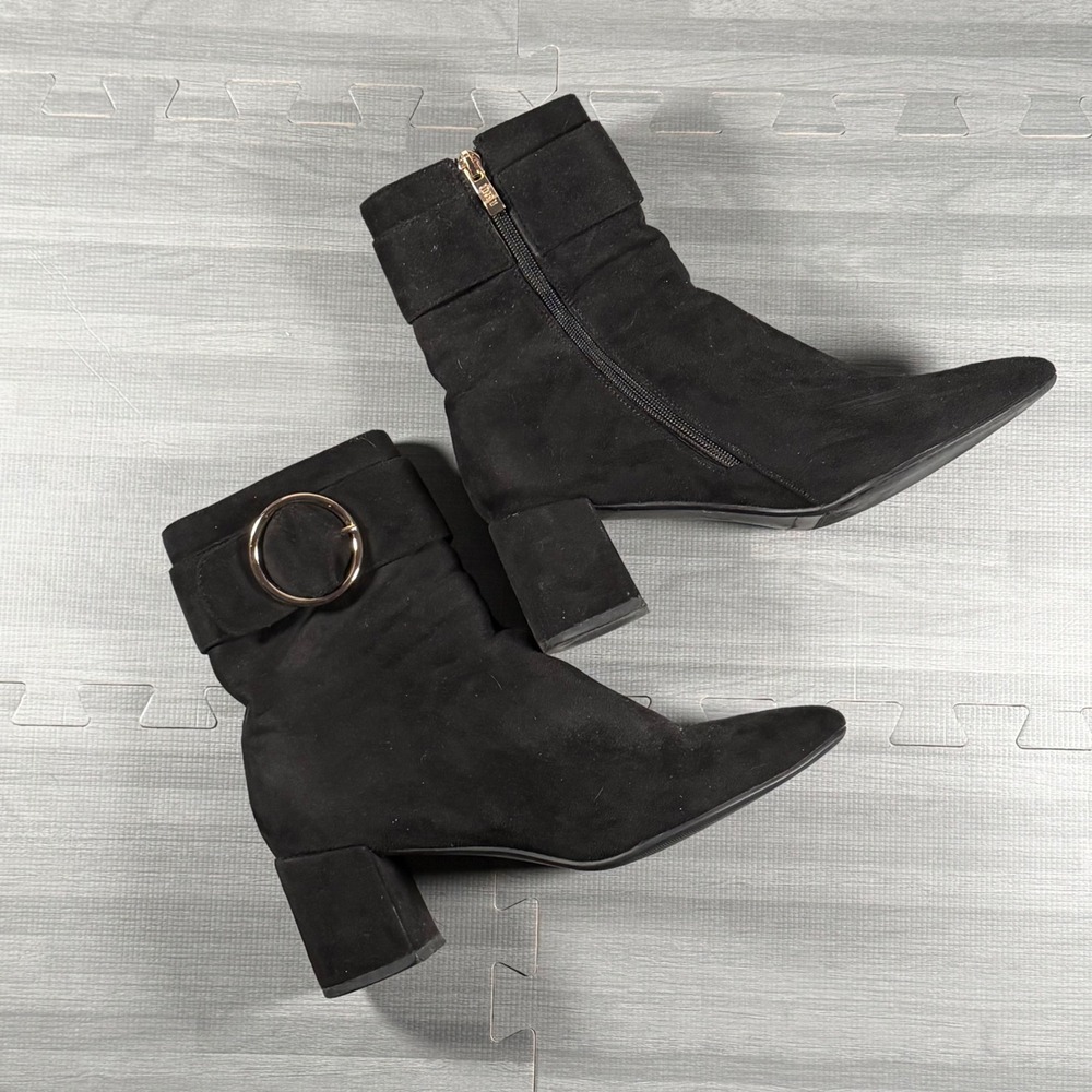 Women Black Faux Suede Pointed Toe Ankle Boots Gold Buckle Block Heel Size 9